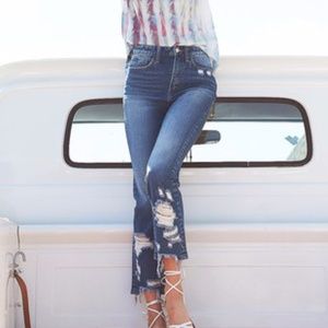 Vervet Super High Distressed Crop Jeans